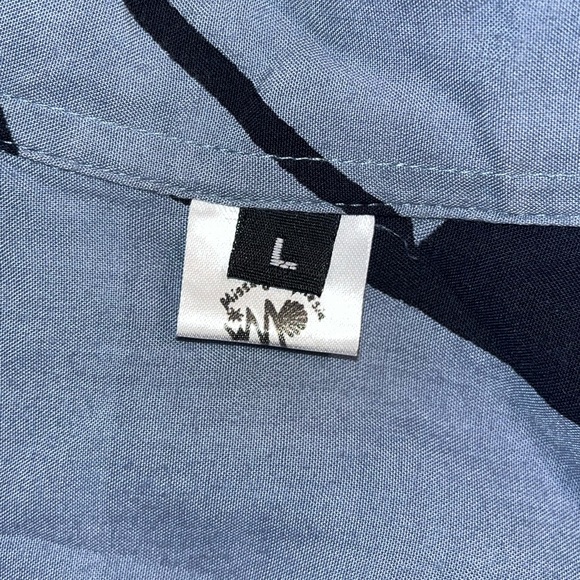 Men's Hawaiian missing polynesia button down shirt size large - Picture 4 of 6